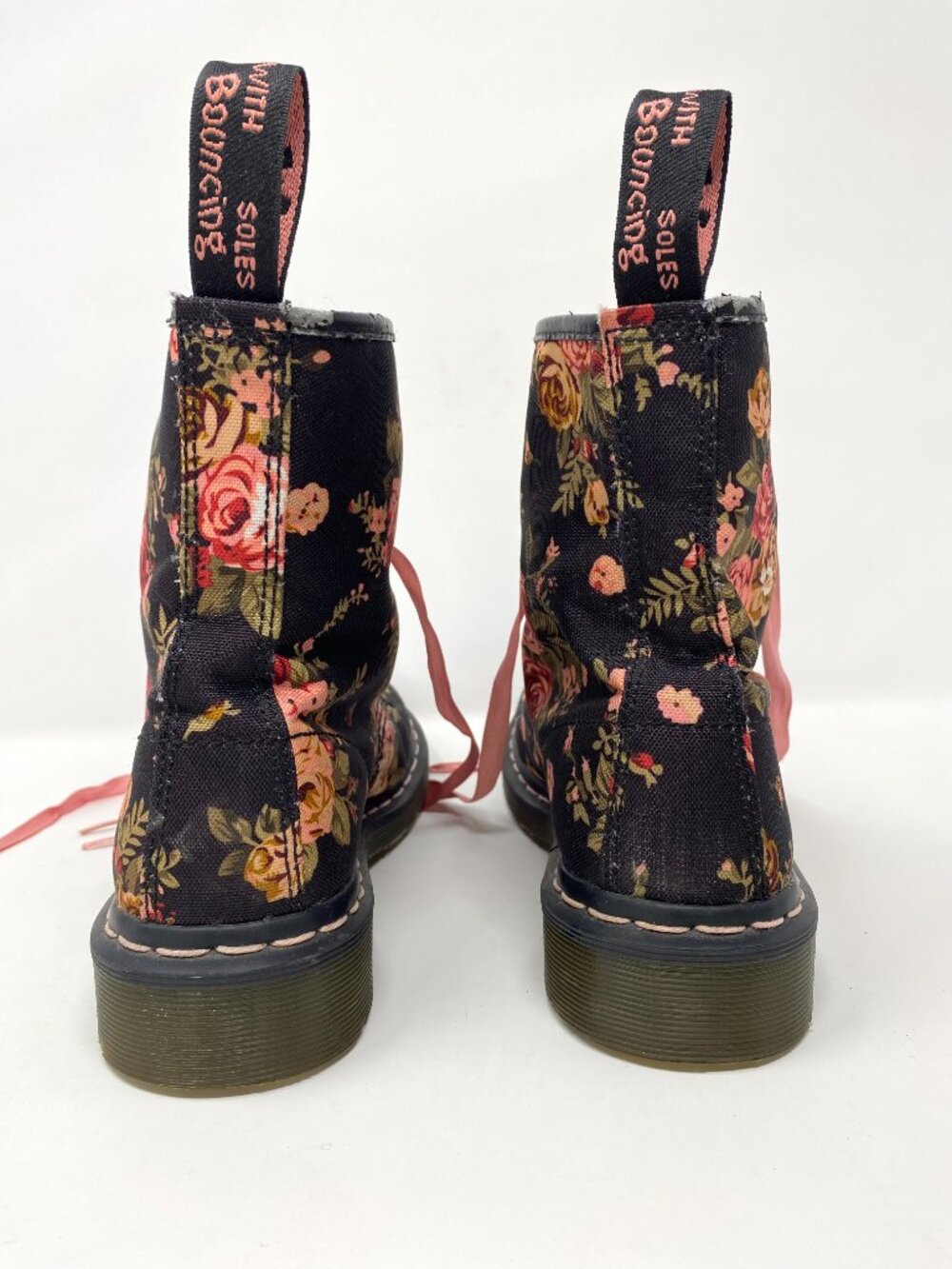 Dr. Martens Floral Lace-Up Boot in Victorian Rose 8 - Picture 6 of 12